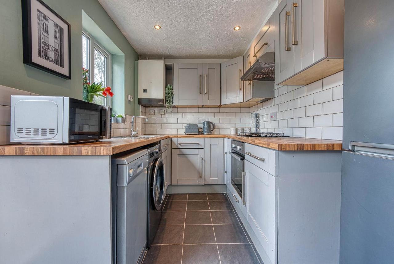 Capri 13 Sa - Contemporary 2 Bedroom House In Loughborough With Free Parking, Close To Loughborough University & M1 Motorway 외부 사진