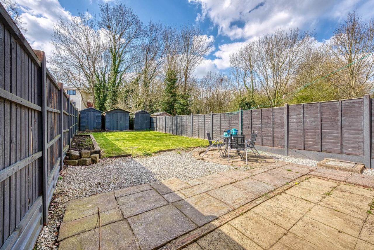 Capri 13 Sa - Contemporary 2 Bedroom House In Loughborough With Free Parking, Close To Loughborough University & M1 Motorway 외부 사진