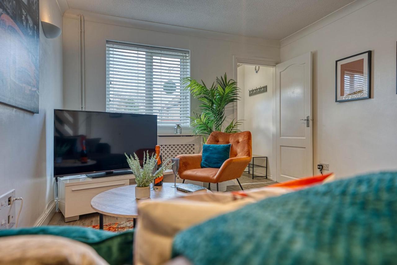 Capri 13 Sa - Contemporary 2 Bedroom House In Loughborough With Free Parking, Close To Loughborough University & M1 Motorway 외부 사진