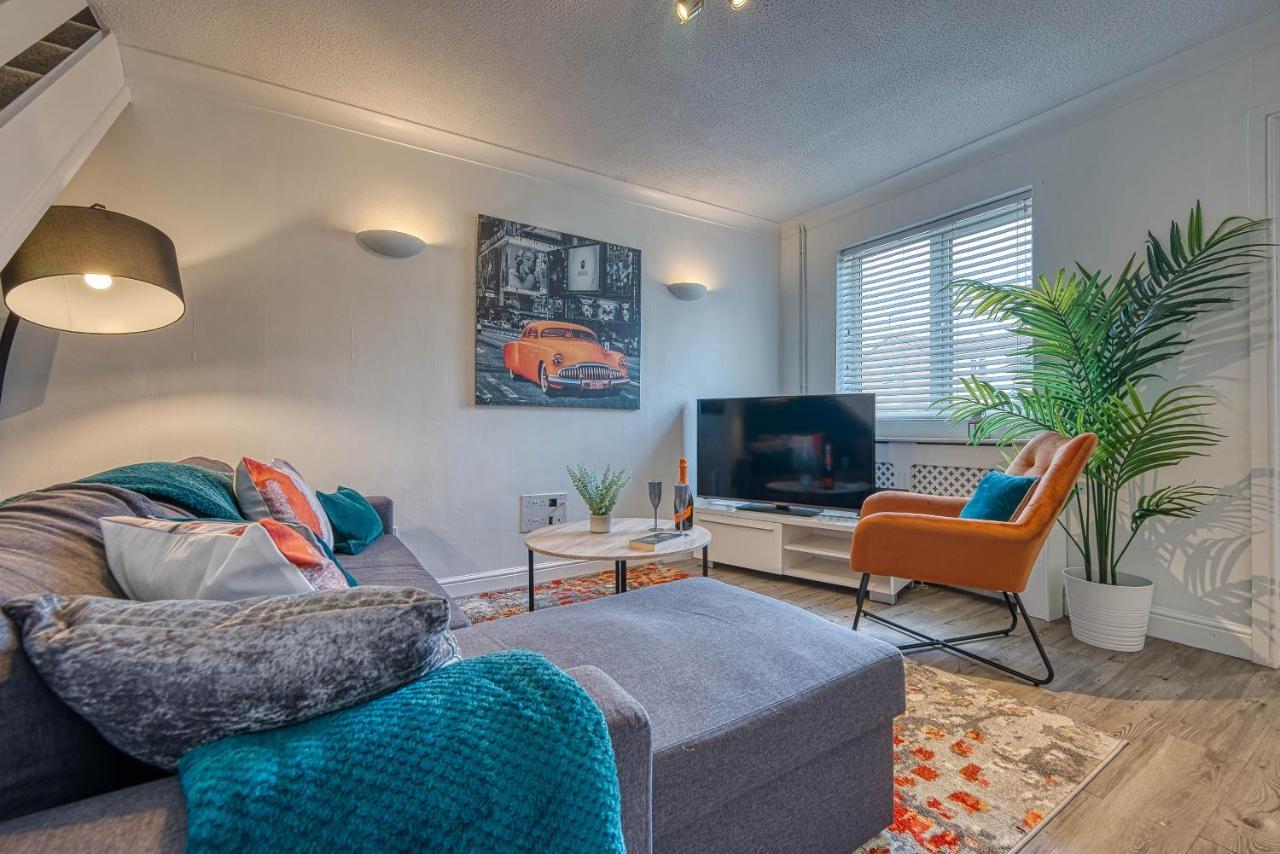 Capri 13 Sa - Contemporary 2 Bedroom House In Loughborough With Free Parking, Close To Loughborough University & M1 Motorway 외부 사진