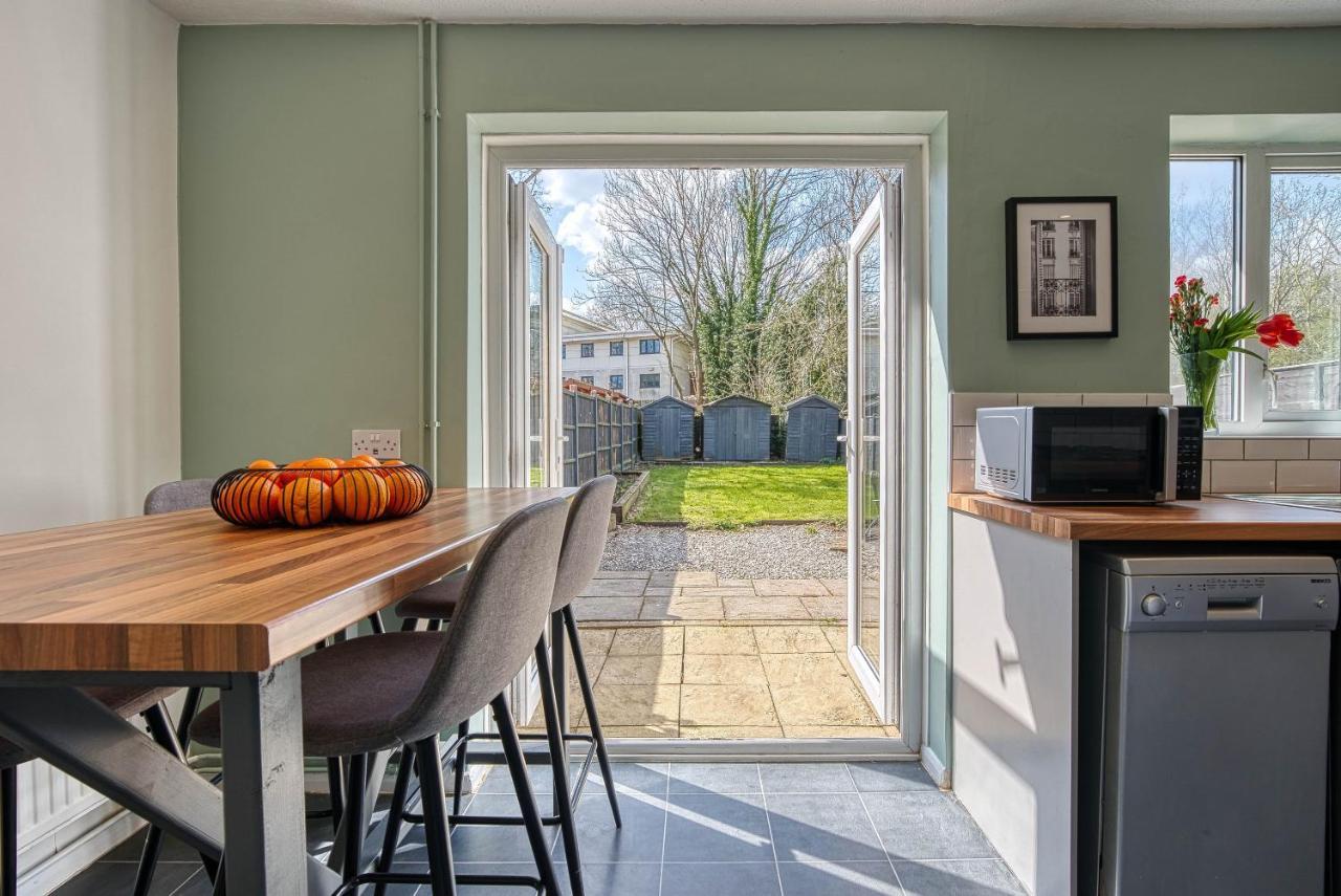 Capri 13 Sa - Contemporary 2 Bedroom House In Loughborough With Free Parking, Close To Loughborough University & M1 Motorway 외부 사진
